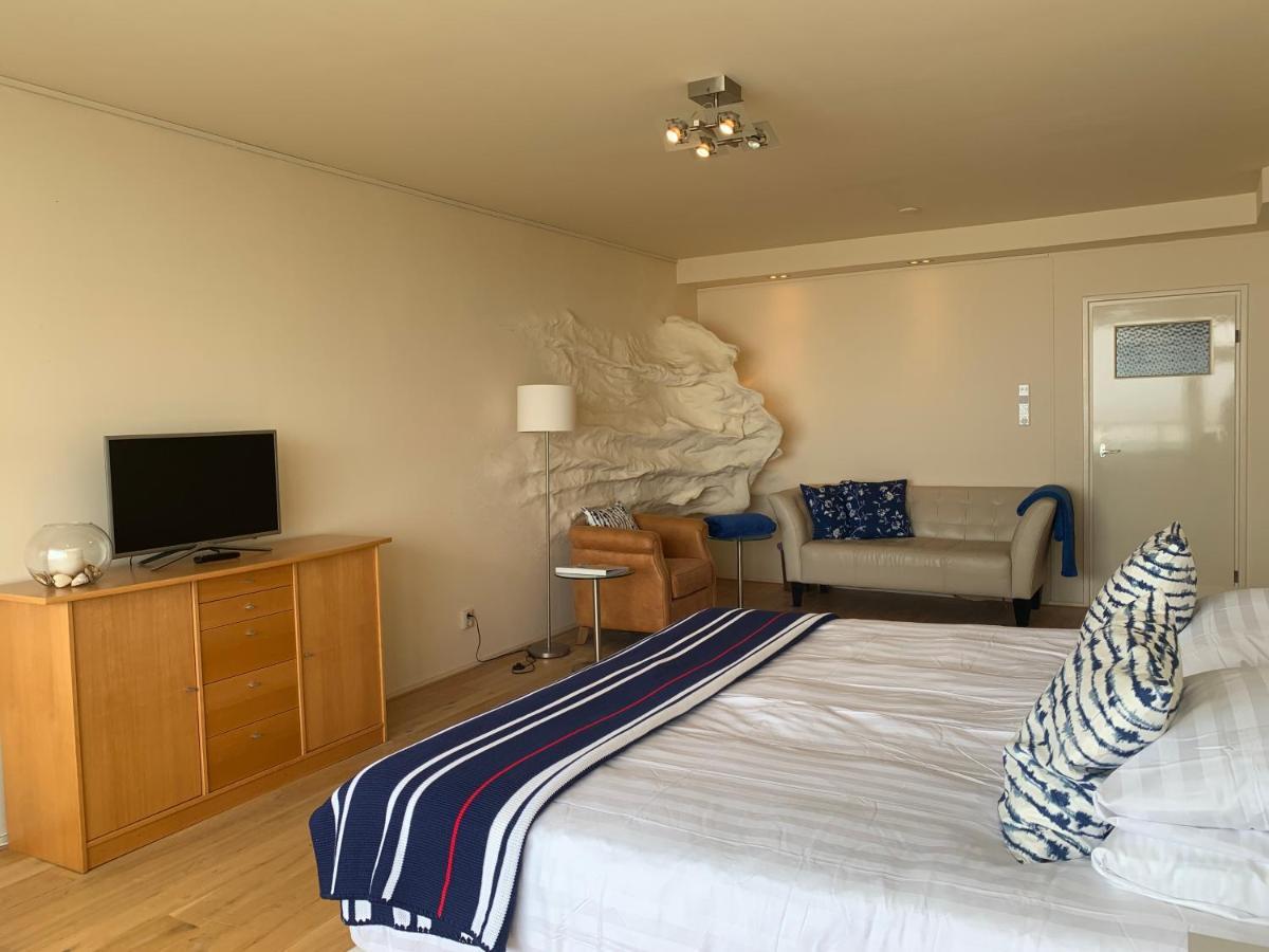 The Wave Apartment